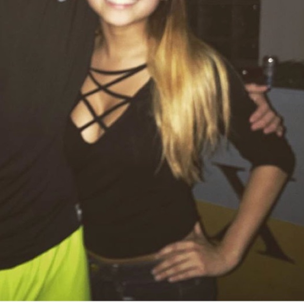 PacSun Me to We Criss Cross Shirt